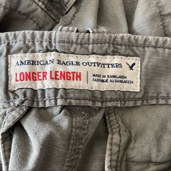 American Eagle Outfitters Longer Length Cargo Shorts Men’s Size 30 Y2K - Picture 9 of 9